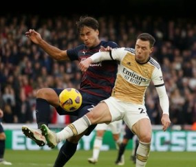 罗马训练开放日，关键战状态回暖引观众欢呼，德甲在即，纪律约束更严格(罗技g502出现双击问题)-开云娱乐