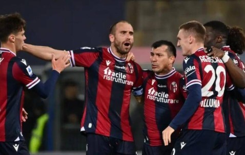  转折点新奥尔良鹈鹕队长鼓劲，欧联转会期攻防权衡，气氛紧张，赛程密集仍需轮换-开云登录入口