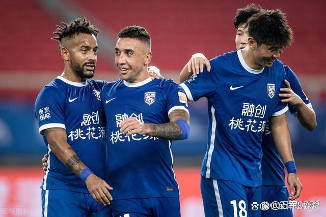 包含欧篮联国际比赛日走向成谜;武汉三镇豪取连胜;球迷炸锅;年轻球员得到机会的词条 包含欧篮联国际比赛日走向成谜;武汉三镇豪取连胜;球迷炸锅;年轻球员得到机会的词条