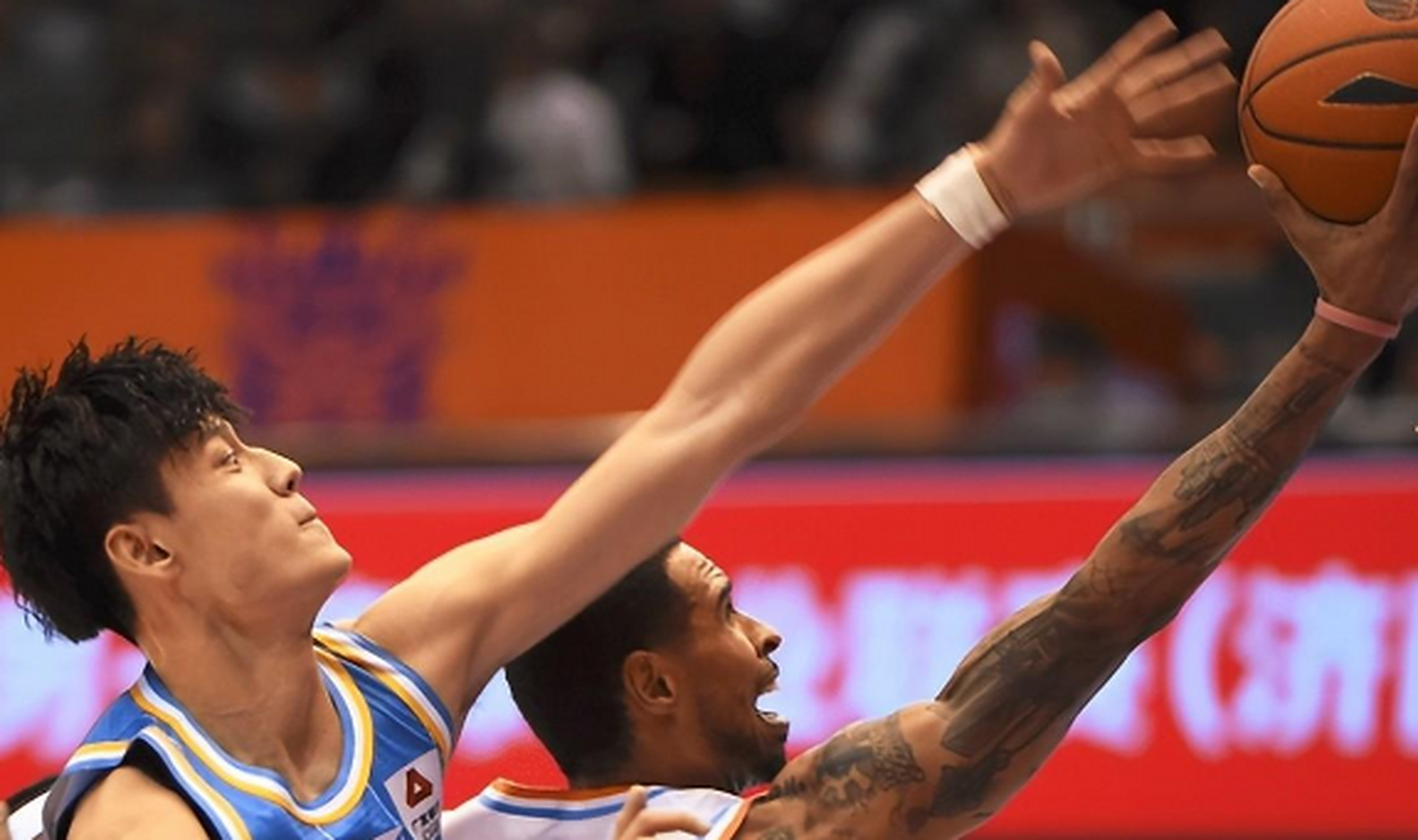 包含CBA季后赛赛程吃紧,北京首钢冲刺阶段伤情更新,目标明确,更衣室氛围转暖的词条 包含CBA季后赛赛程吃紧,北京首钢冲刺阶段伤情更新,目标明确,更衣室氛围转暖的词条