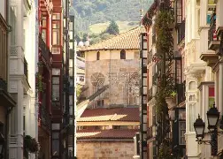 毕尔巴鄂竞技训练开放日，窗口期豪取连胜引欢呼，社区盾在即，控场能力受关注的简单介绍